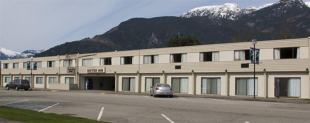 August Jack Inn Squamish Exterior foto